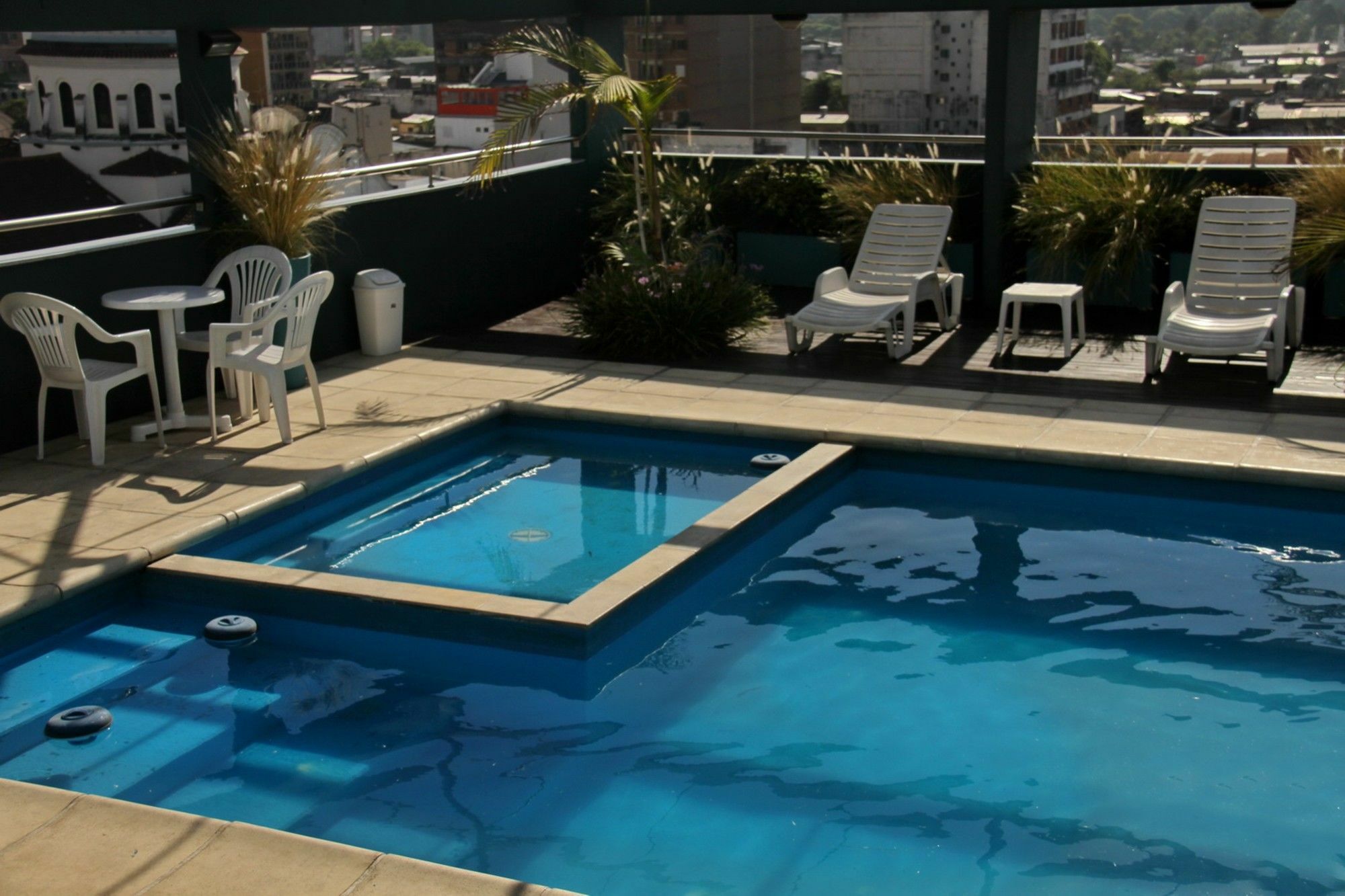 Hotel Bicentenario Suites & Spa San Miguel de Tucuman Exterior photo